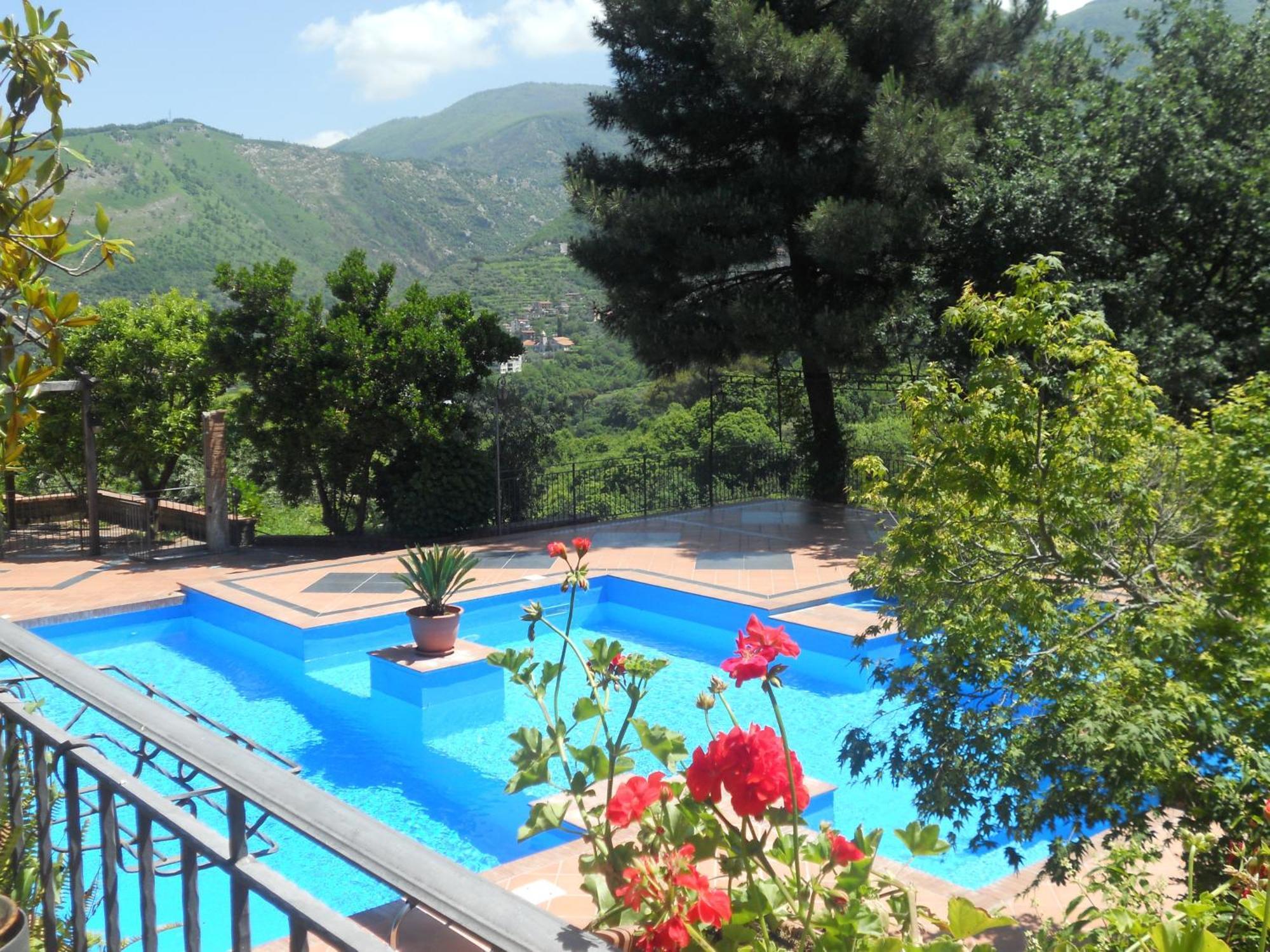 Agriturismo La Casa Del Ghiro Pimonte Buitenkant foto