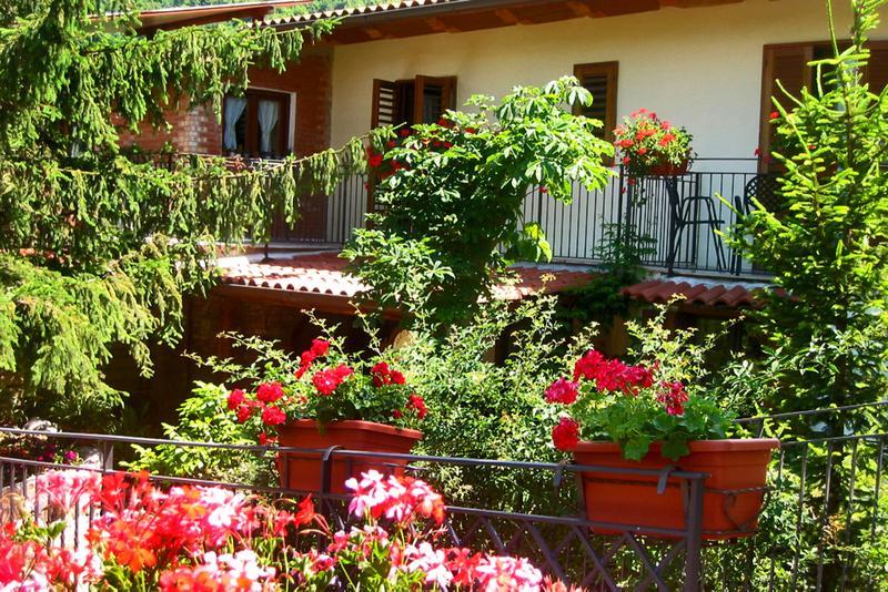 Agriturismo La Casa Del Ghiro Pimonte Buitenkant foto